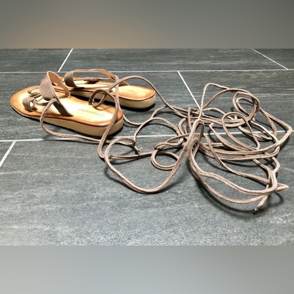 Chocolate Brown JEFFREY CAMPBELL Women Vista Gladiator Suede Sandals 7M Desig…